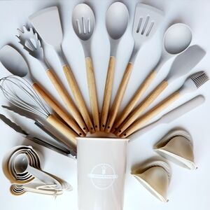 Wooden Handle Kitchen Utensil Set - Cream and Gray